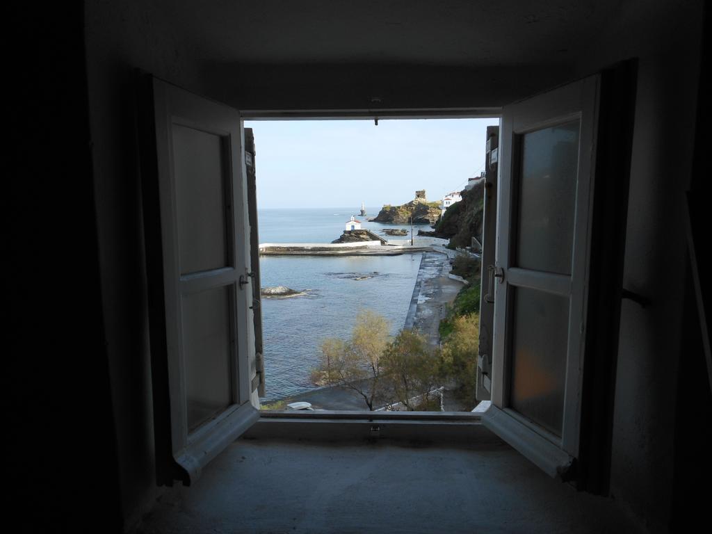 Mansion At Chora In Andros Apartment Екстериор снимка